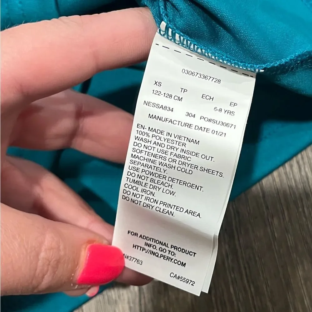 NWT Nike Dri-FIT Kids Teal Long Sleeve Graphic Shirt Size XS